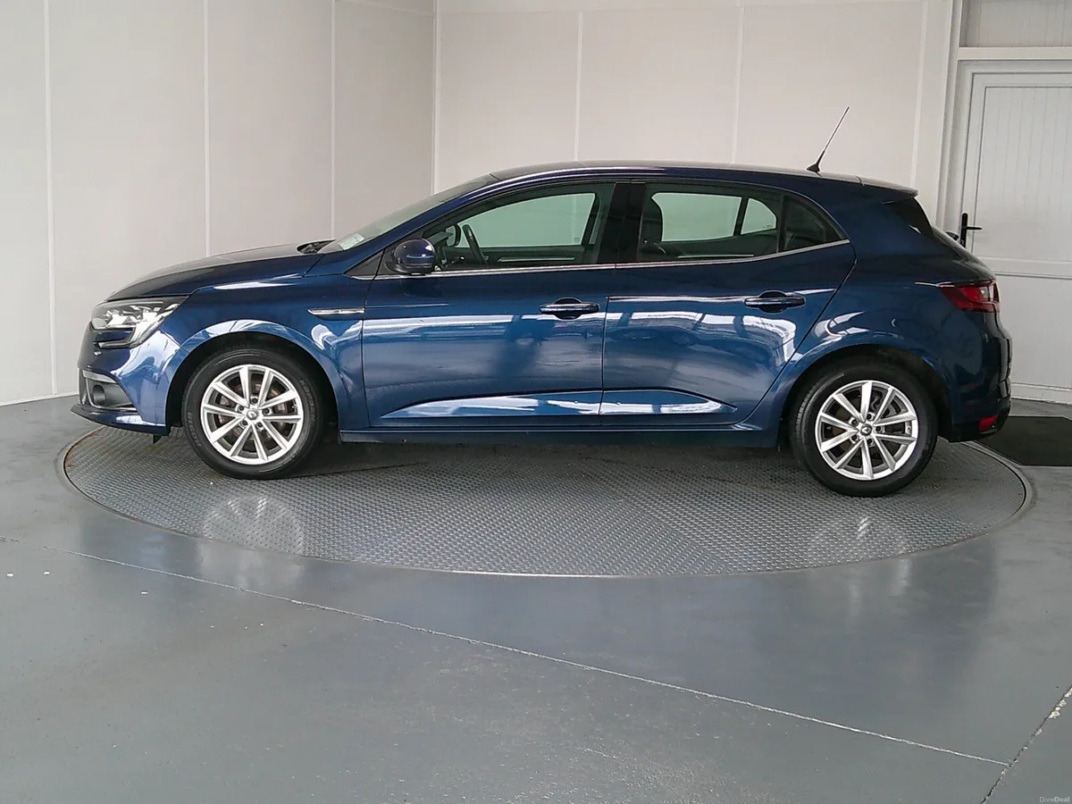 Renault Megane 2017 - Image 4