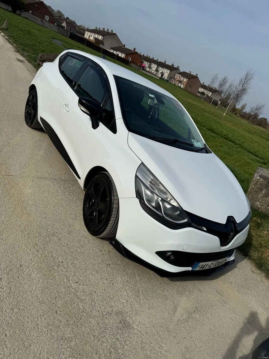 Renault Clio 1.5 dCi - Image 1