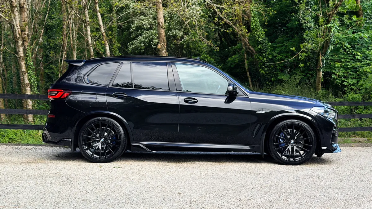 2022 (221) BMW X5 45E MSPORT PRO *PAN ROOF - Image 3