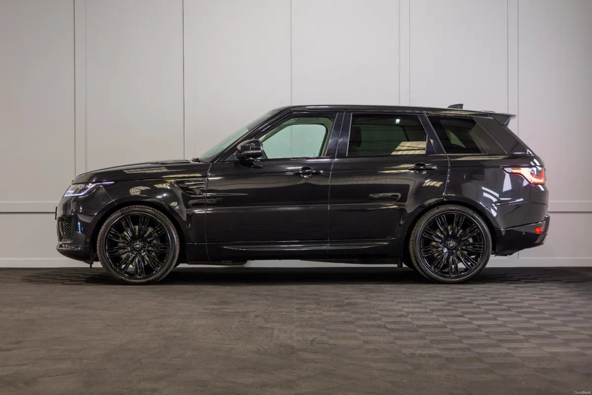 2022 Range Rover Sport P400e HSE Dynamic - Image 3