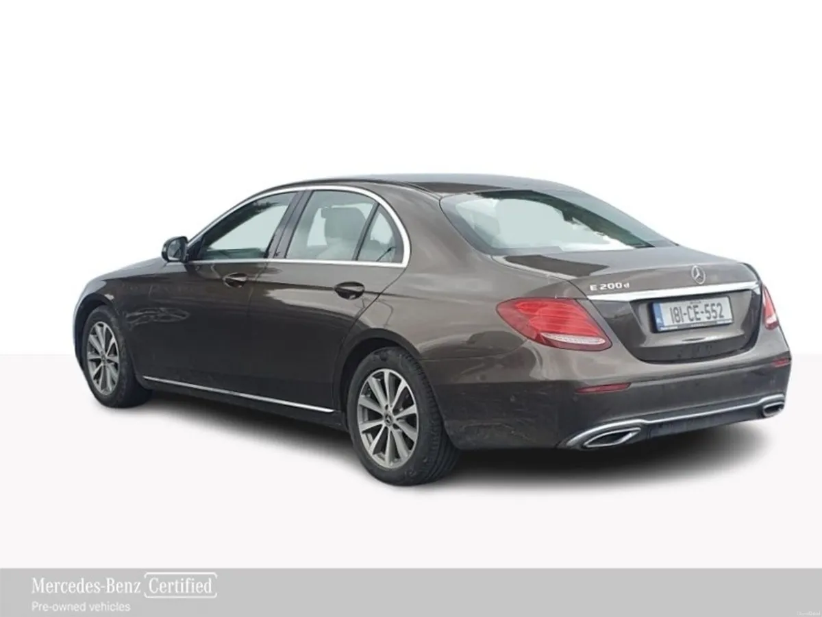 Mercedes-Benz E-Class E 200 D AVANTGARDE A/T - IRI - Image 3
