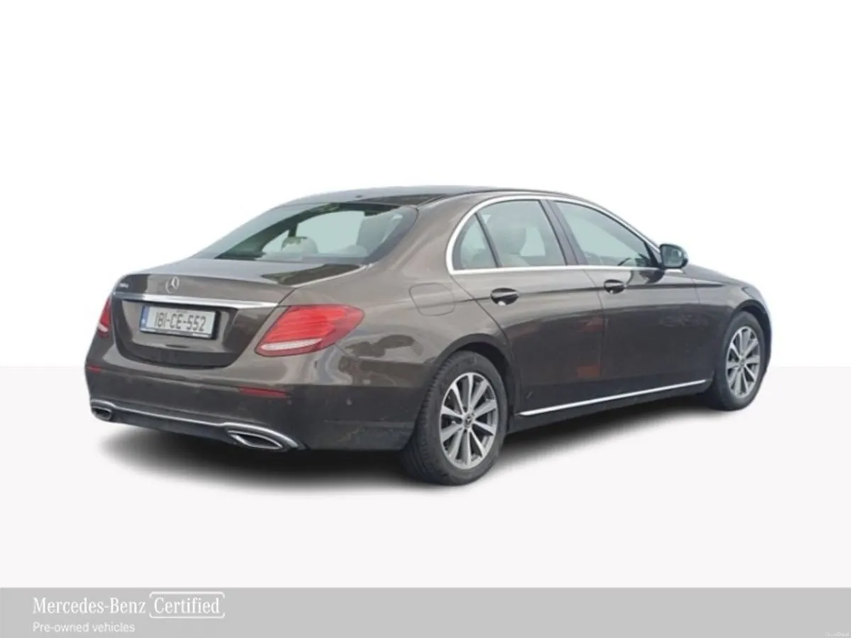 Mercedes-Benz E-Class E 200 D AVANTGARDE A/T - IRI - Image 4