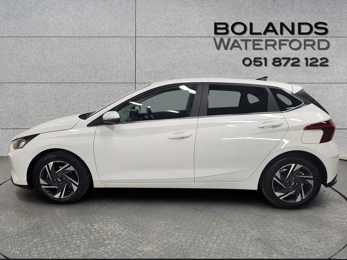 Hyundai i20 Deluxe Plus Auto Finance From €74 per - Image 4