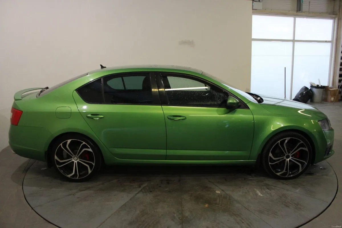 Skoda Octavia RS 2.0TDI 184HP - TENDER 7 - Image 3