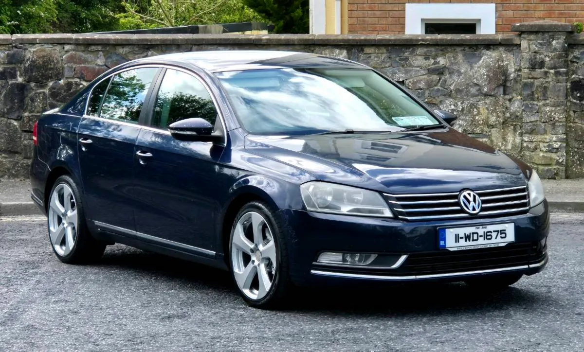2011 Volkswagen Passat 2.0TDI - Image 1
