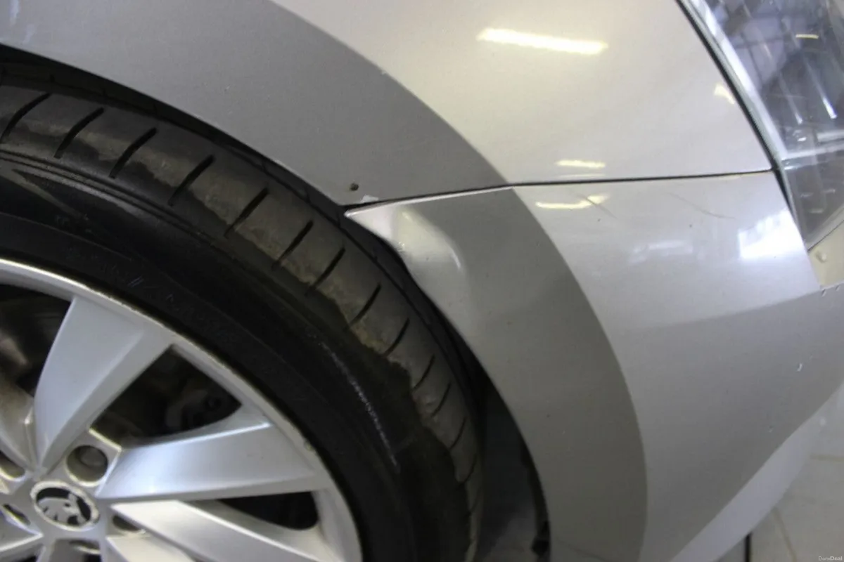 Skoda Superb 2.0 TDI 150bhp Style Com - TENDER 4 - Image 3