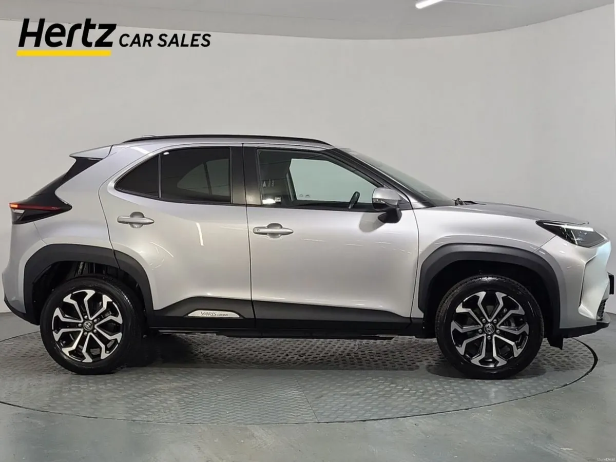 Toyota Yaris Cross DESIGN HEV 1.5 Petrol Automatic - Image 4