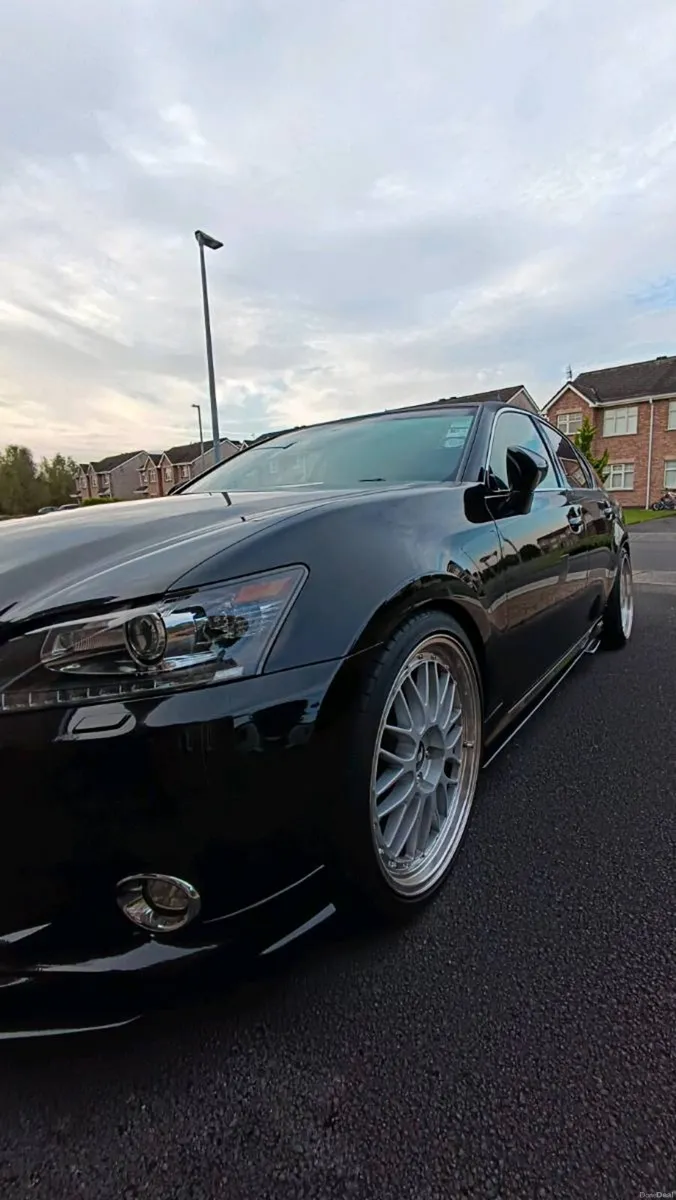 Lexsus GS 300H - Image 2