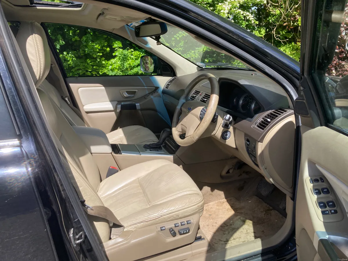 2011 Volvo XC90 2.4 Diesel Very High Spec - Image 4