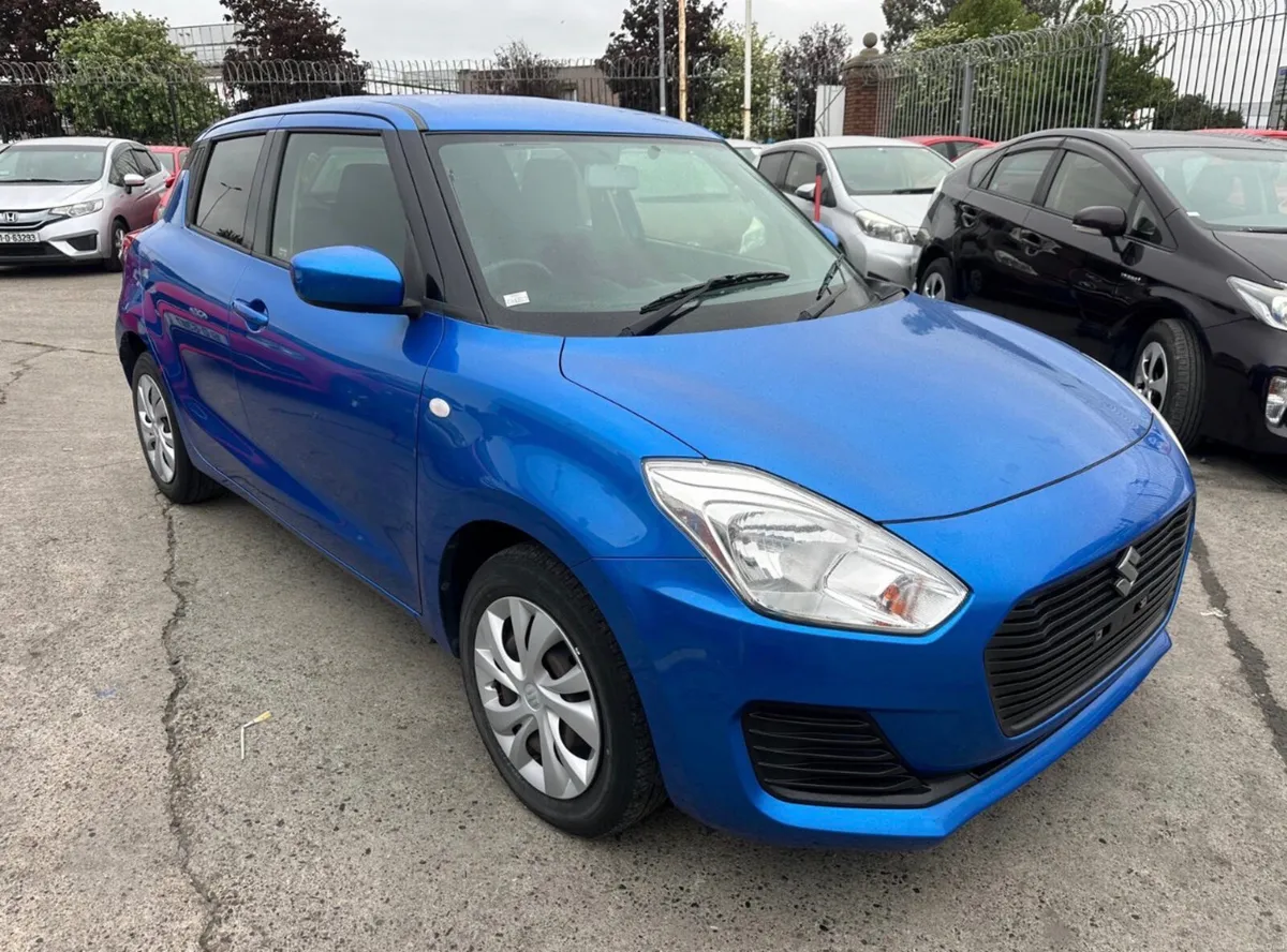 2017 Suzuki Swift 2017 1.2 automatic/ only 49k km. - Image 2