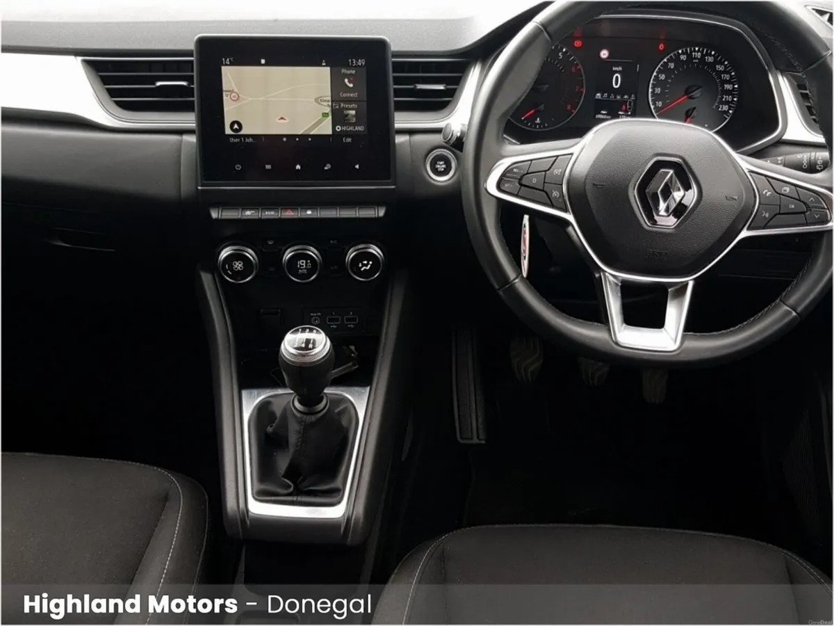 Renault Captur TCe 100 Iconic ** FROM €69 PER WEEK - Image 2