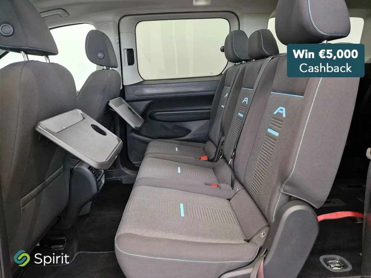 Ford Tourneo Connect DIESEL ACTIVE AUTO 7 seater * - Image 5