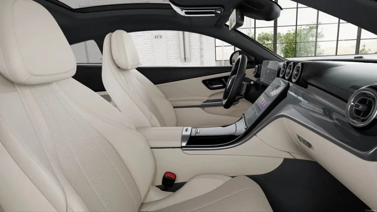 Mercedes-Benz CLE CLE 300 e COUP EQ Hybrid Technol - Image 4