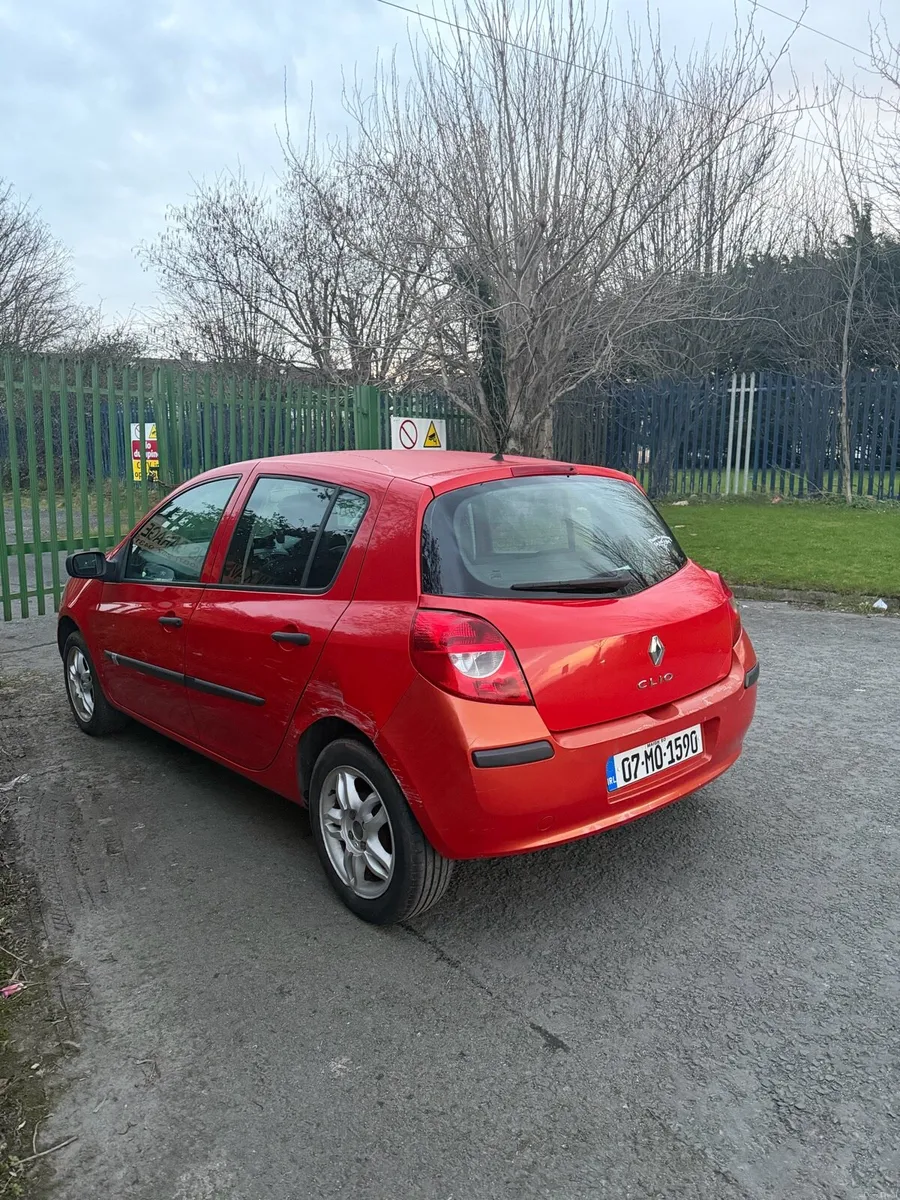 Car - Image 1