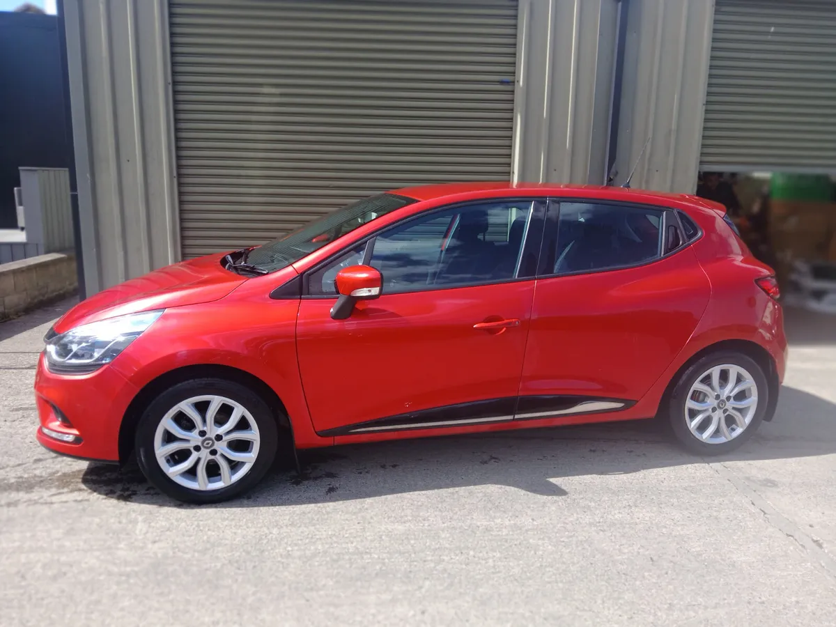 Renault Clio Dynamique nav 2019 lady owner low kms - Image 5
