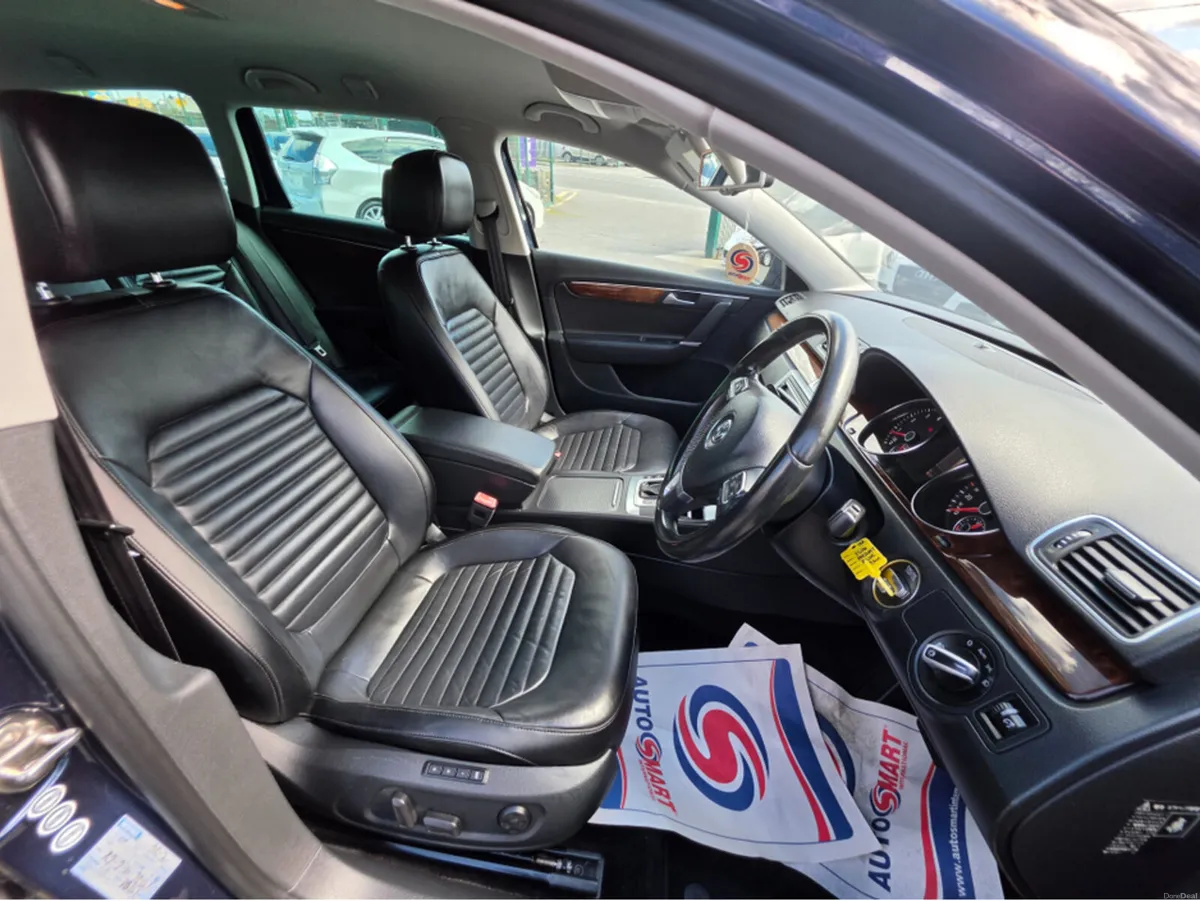 Volkswagen Passat ESTATE ( 132 REG FULL QUILTED LE - Image 2