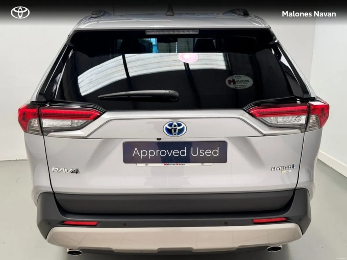 Toyota RAV4 RAV4 HYBRID SOL 4DR AUTO - Image 4