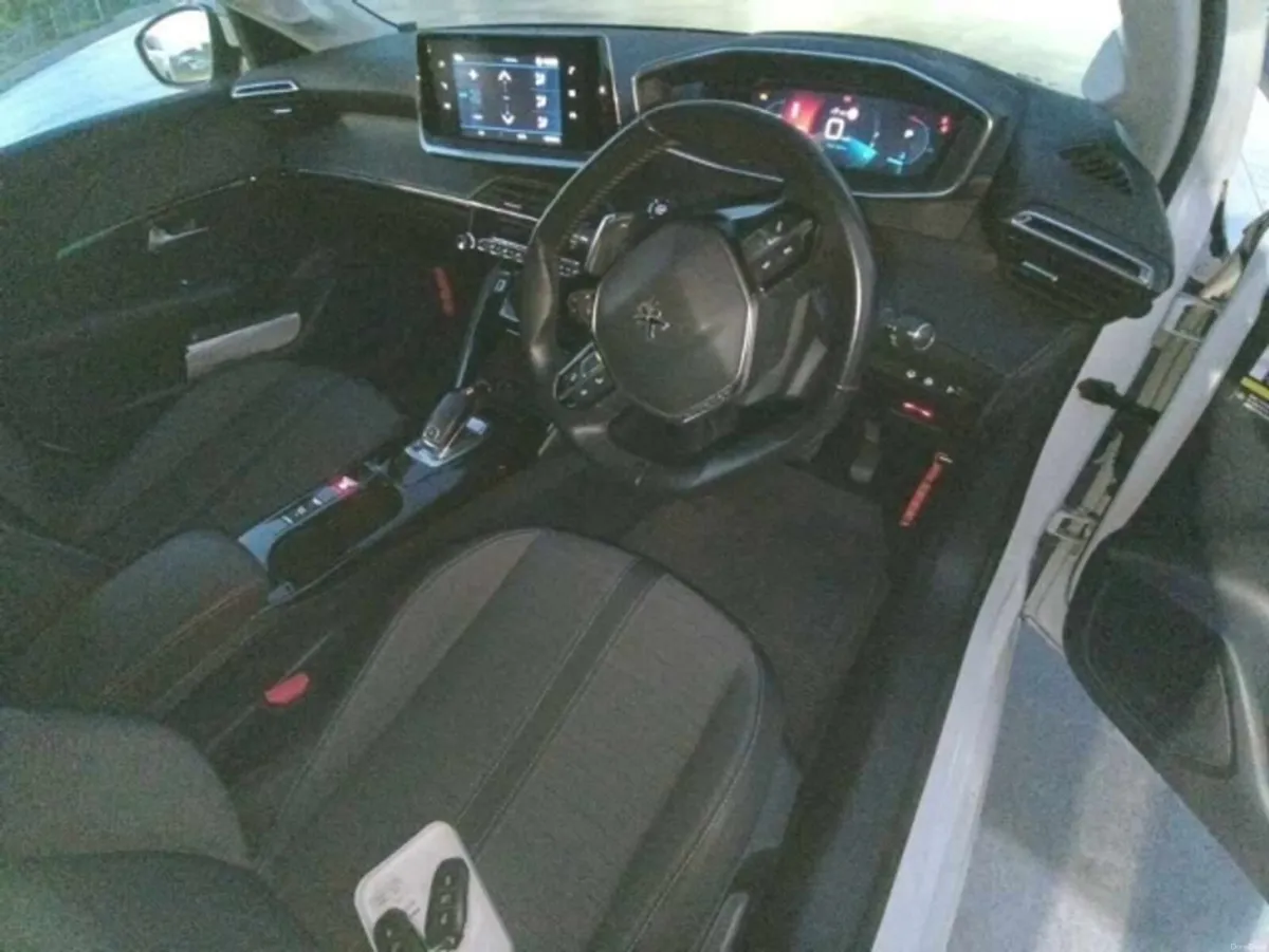 Peugeot 208 COMING SOON - Image 3