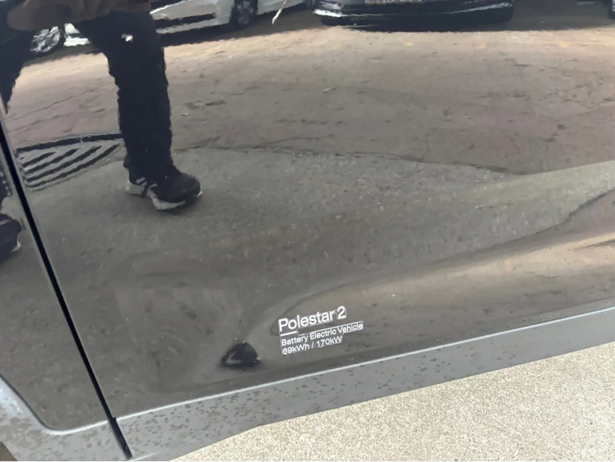 Polestar 2 SRSM 231HP 69KWH 5DR - Image 3