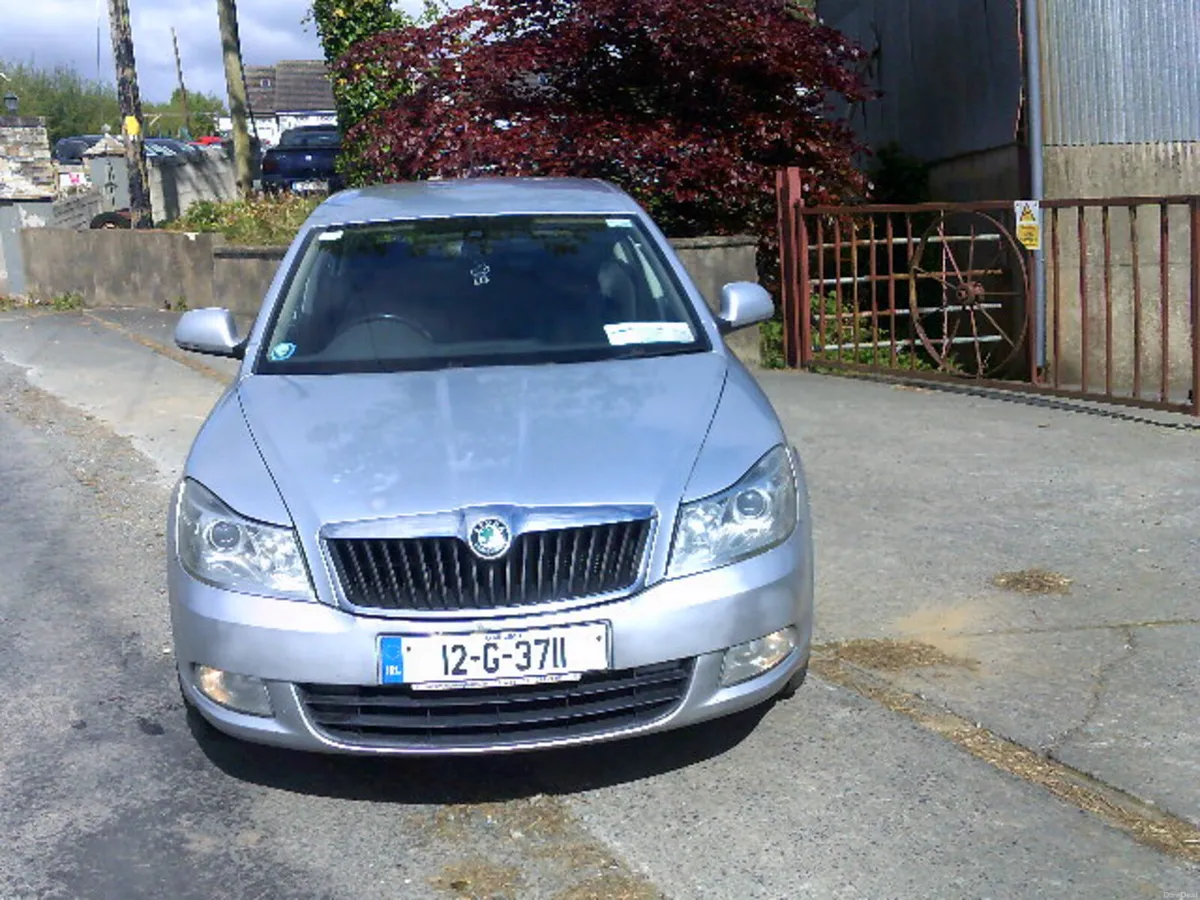 Skoda Octavia 2012 - Image 2