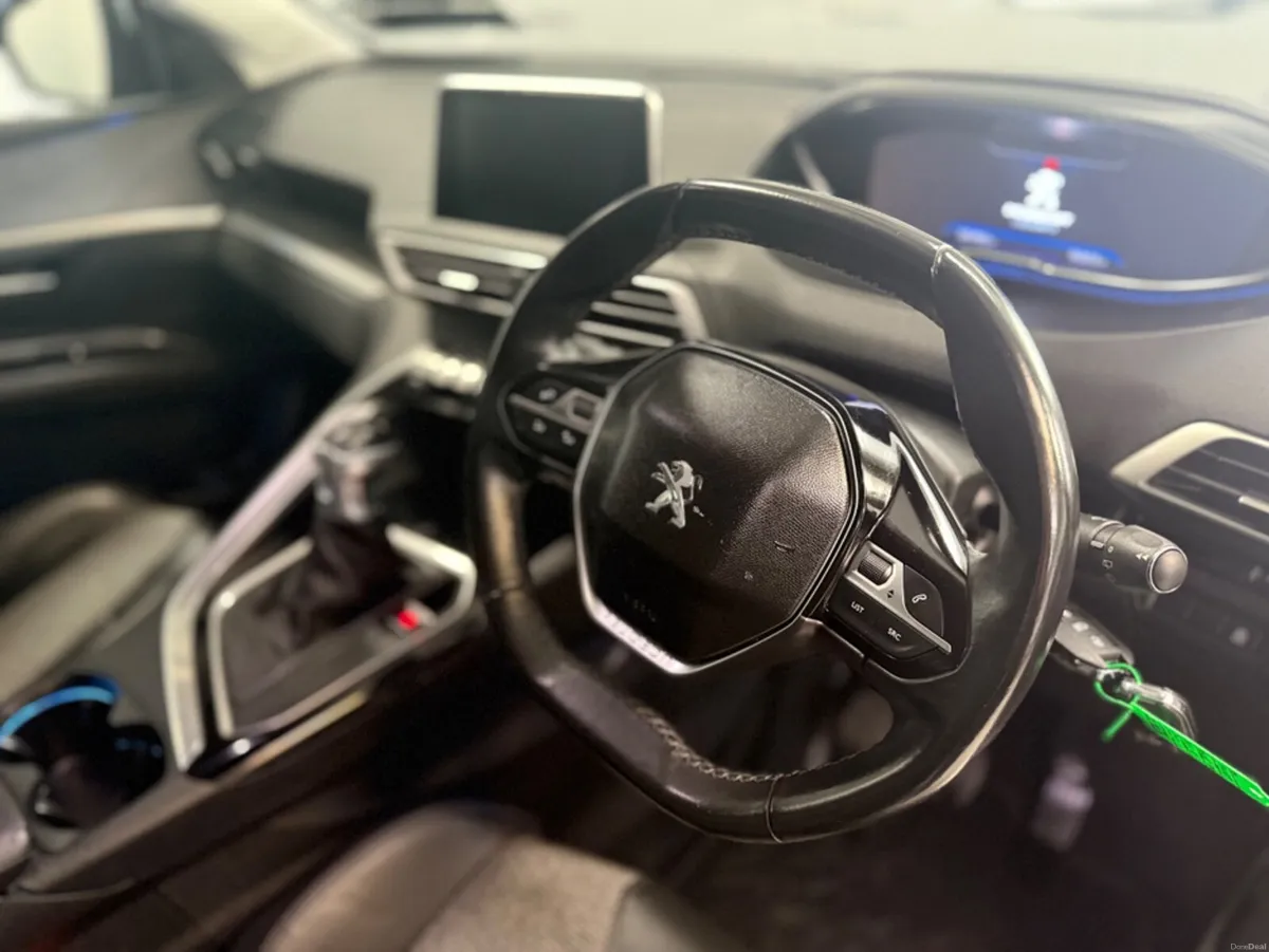 Peugeot 5008 2019. 1.2 ALLURE 7 SEATER - Image 4