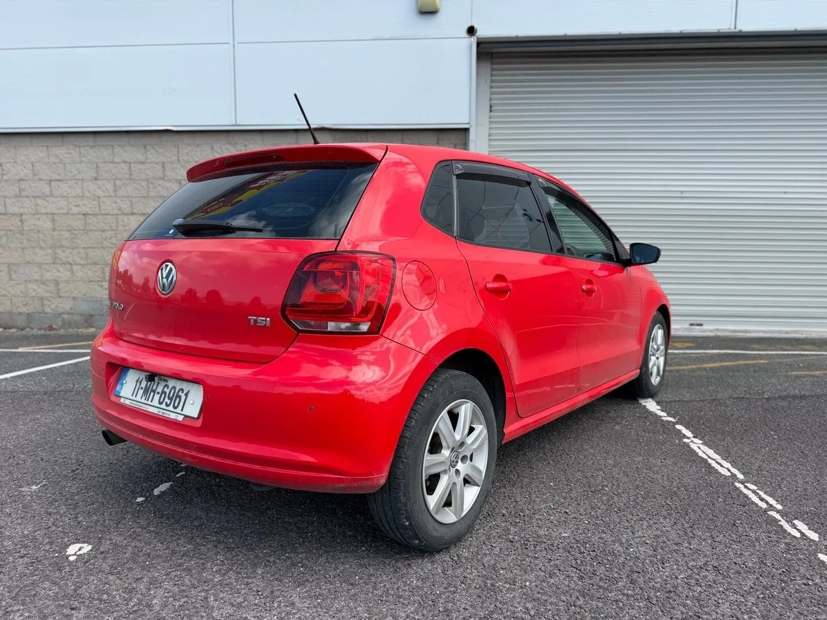 VOLKSWAGEN POLO 1.2 TSI AUTO - Image 3