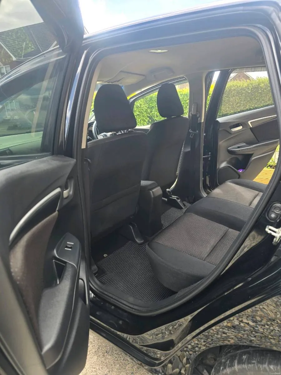 Honda fit - Image 4