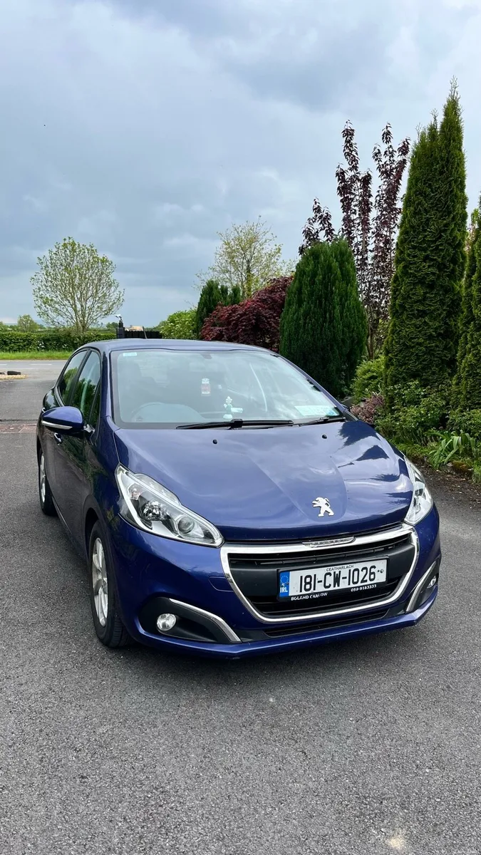 Peugeot 208 2018 1.2 petrol 143,000km - Image 1