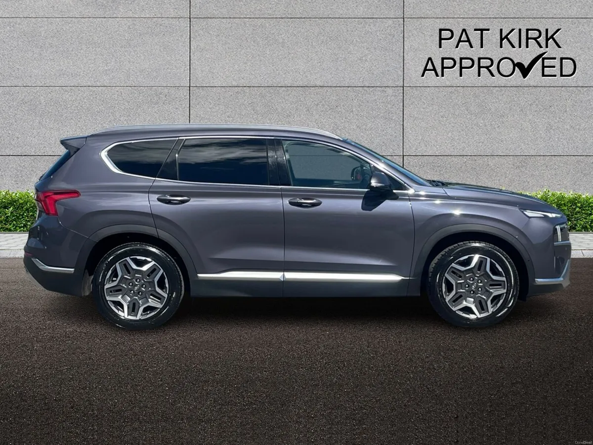 Hyundai Santa Fe SANTA FE Ultimate - Image 3