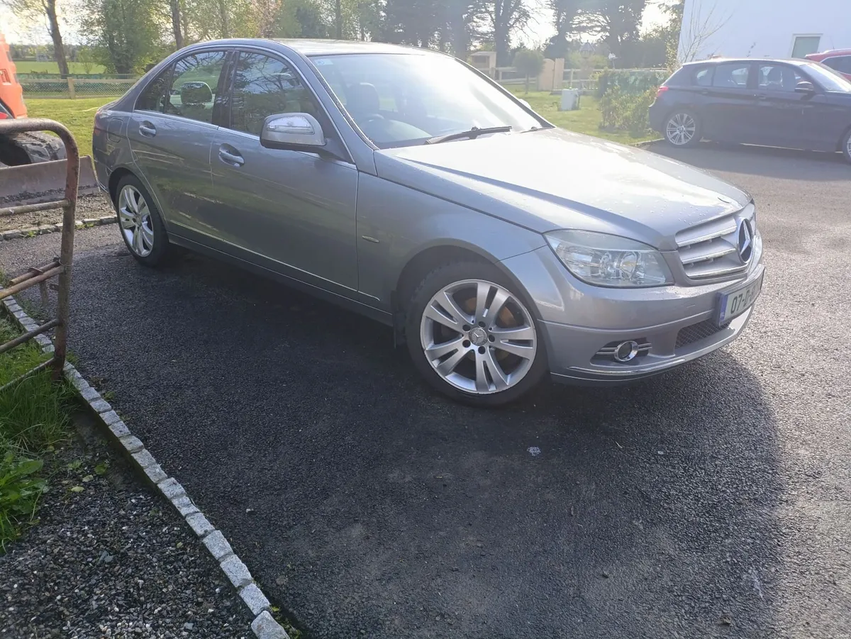 Mercedes-Benz C-Class 2007 - Image 1