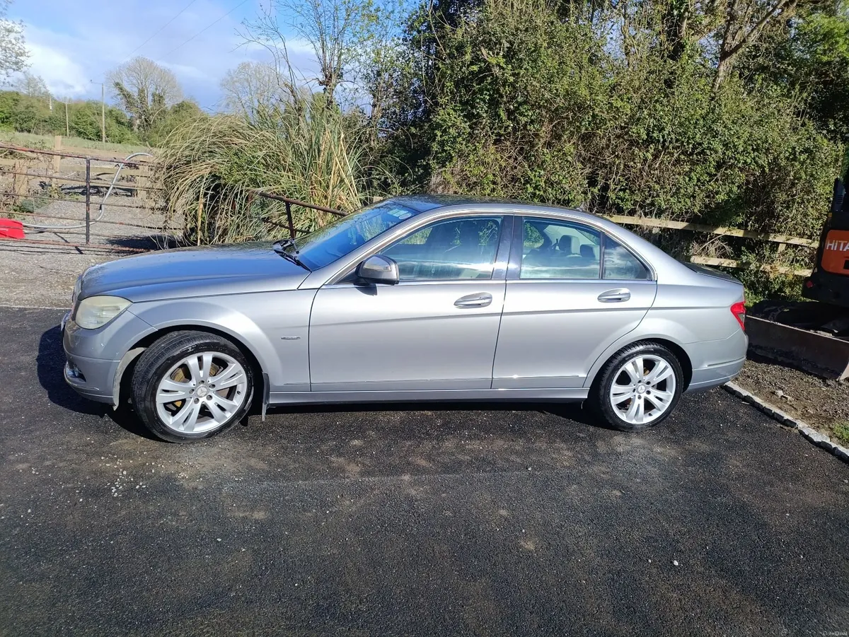 Mercedes-Benz C-Class 2007 - Image 6