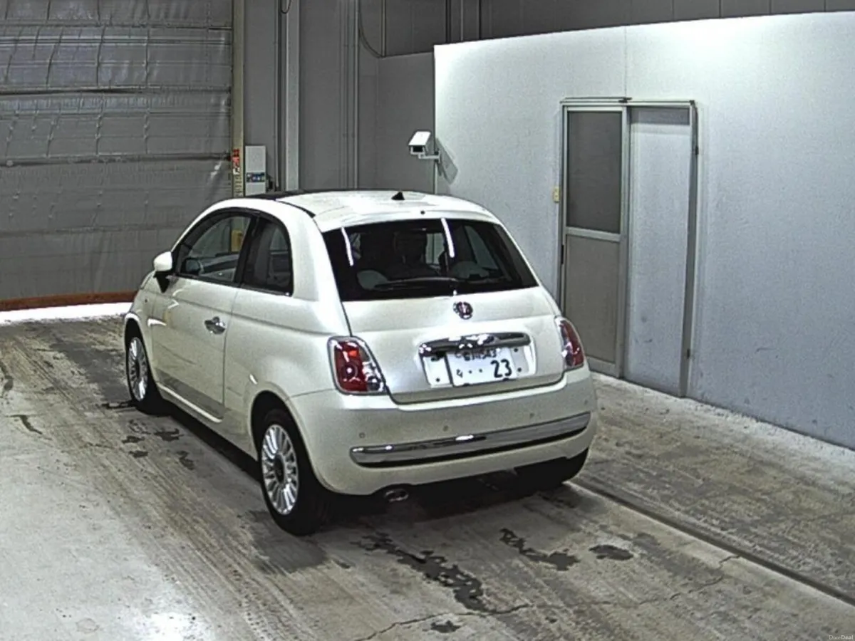 2013 Fiat Automatic only 28k miles! coming soon! - Image 4