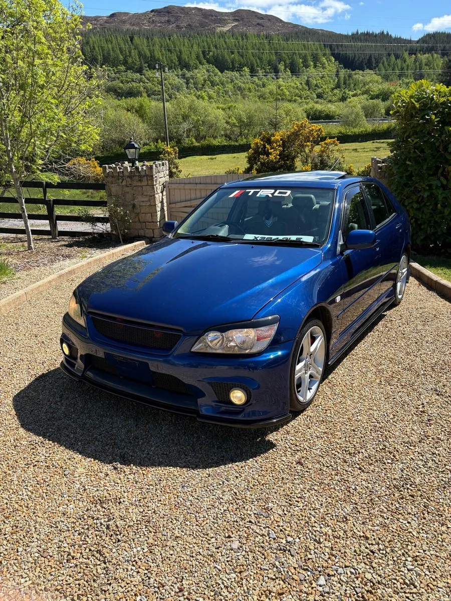 Lexus is200 Sport 53k Tested - Image 4