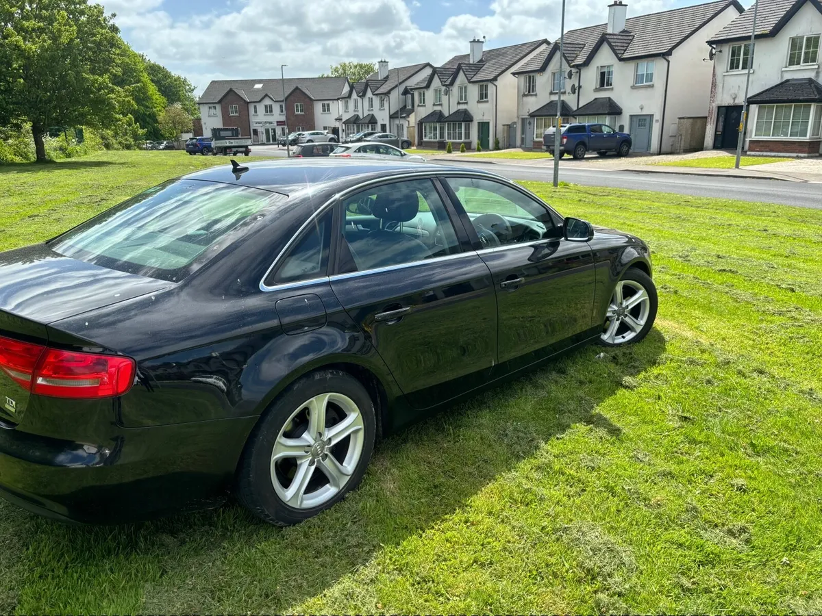 2014 Audi A4 TECHNIK 2.0 TDI 140 bhp high spec - Image 3
