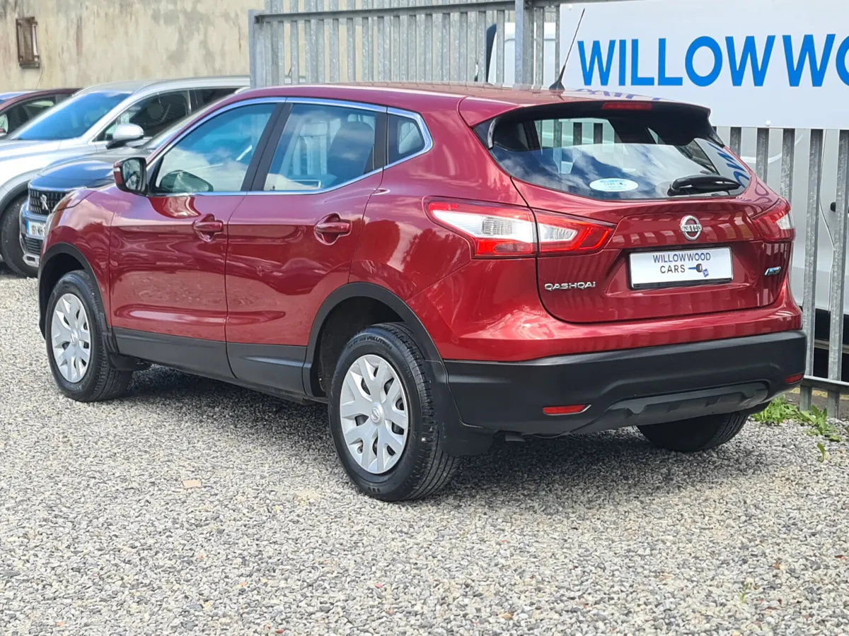 Nissan Qashqai 1.5dci 2014 irish car 1 owners - Image 4