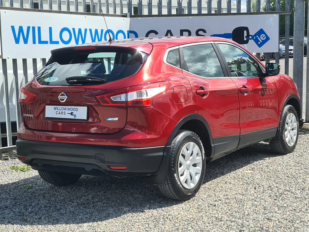 Nissan Qashqai 1.5dci 2014 irish car 1 owners - Image 2