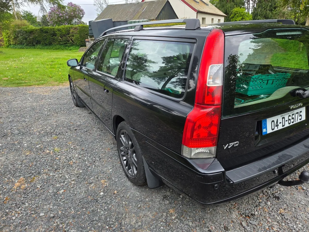 Volvo V70 2004 - Image 6