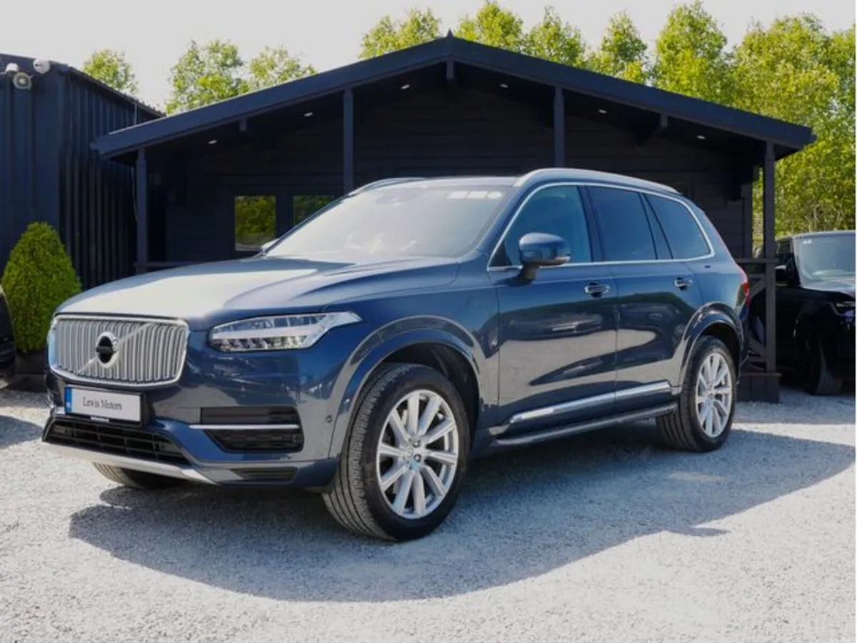 Volvo XC90 INSCRIPTION T8 TWIN ENGINE 400BHP, HUGE - Image 3