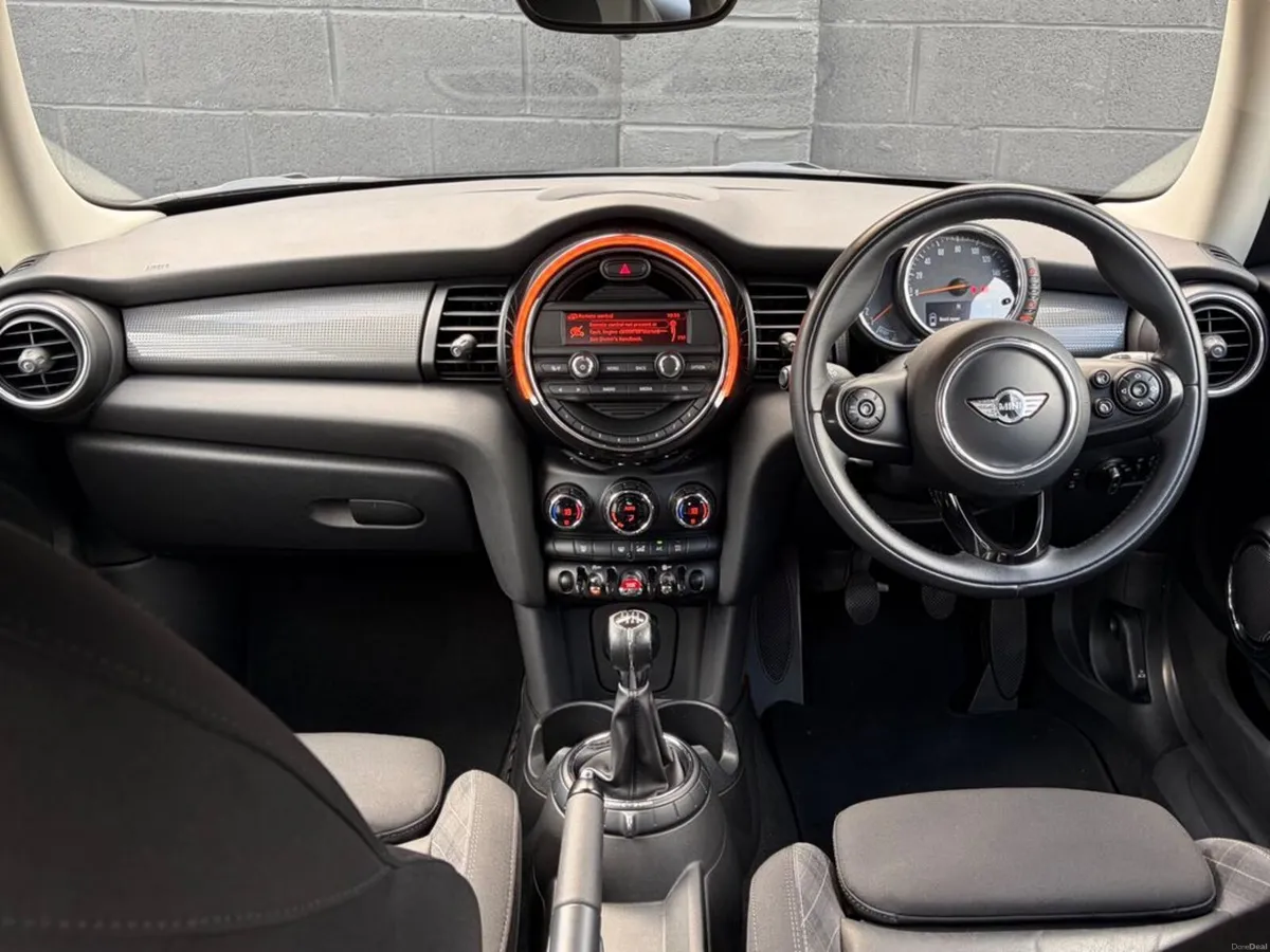 Mini Cooper COOPER D 3DR MANUAL - Image 3
