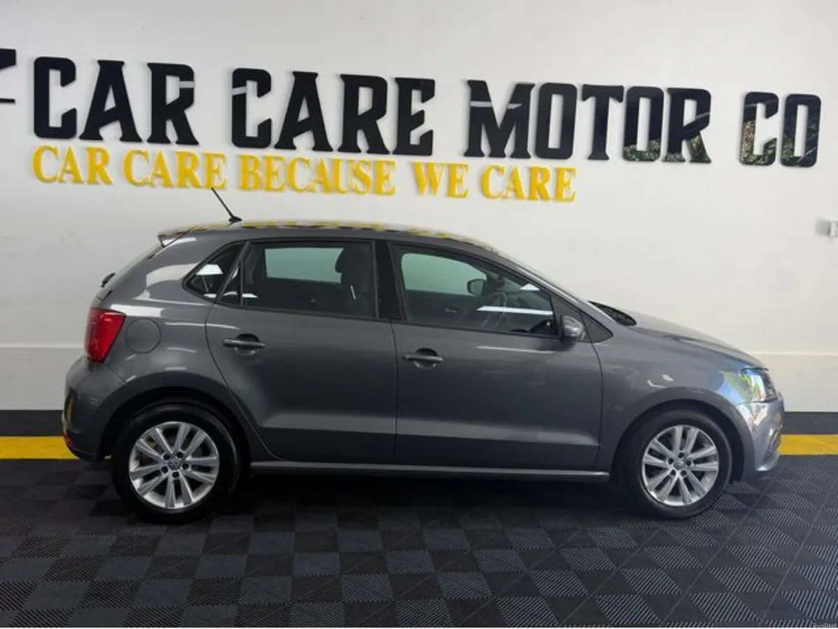 Volkswagen Polo TL 1.0 60HP M5F 5DR - Image 3