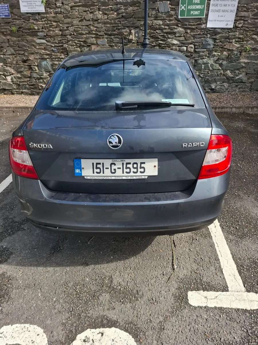 Skoda Rapid 2015 - Image 3