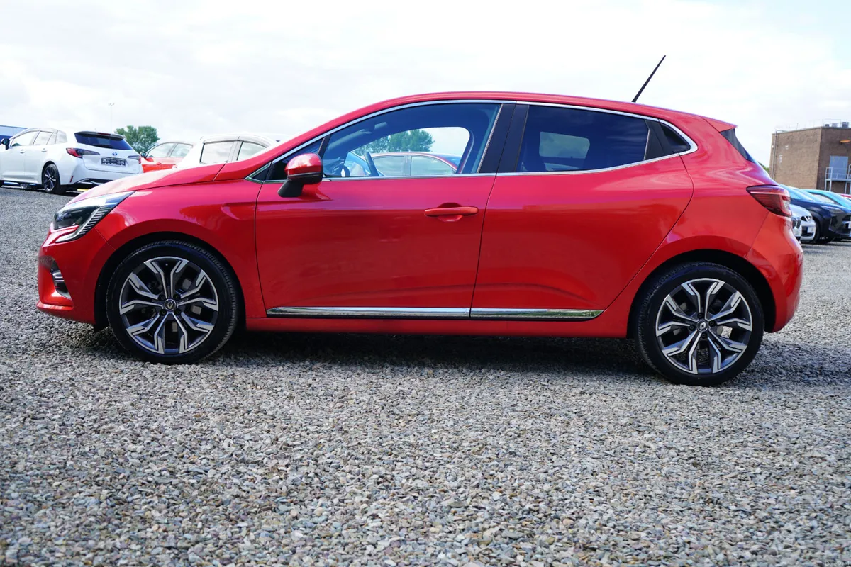 2021 Renault Clio Lutecia - Image 4