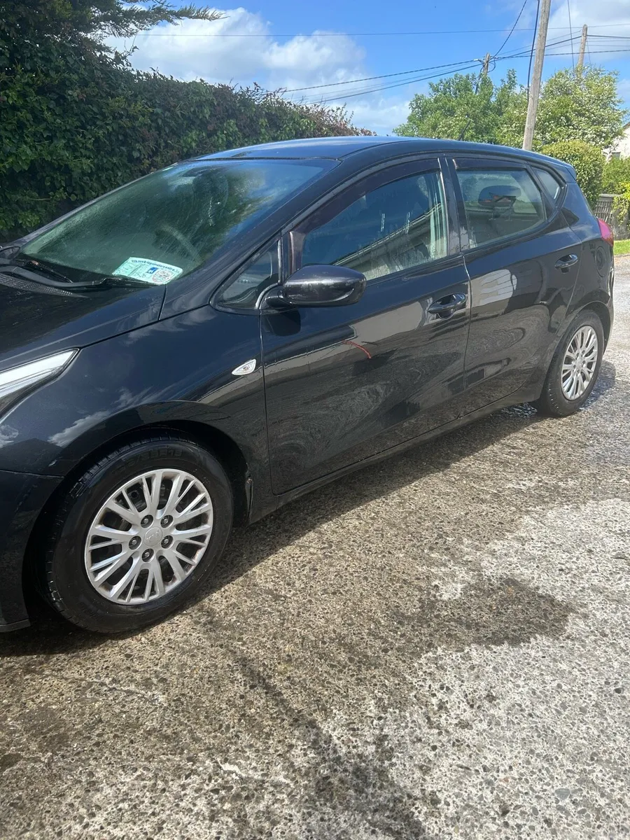Kia Ceed - Image 1