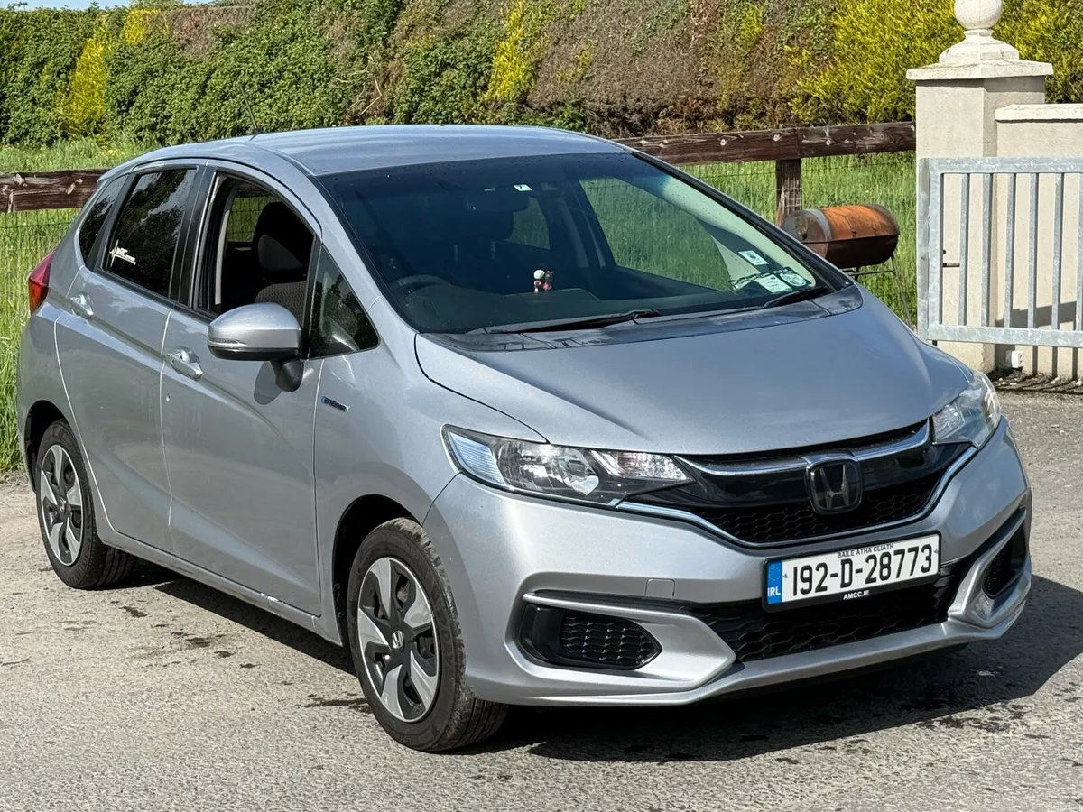 HONDA FIT AUTOMATIC - Image 2