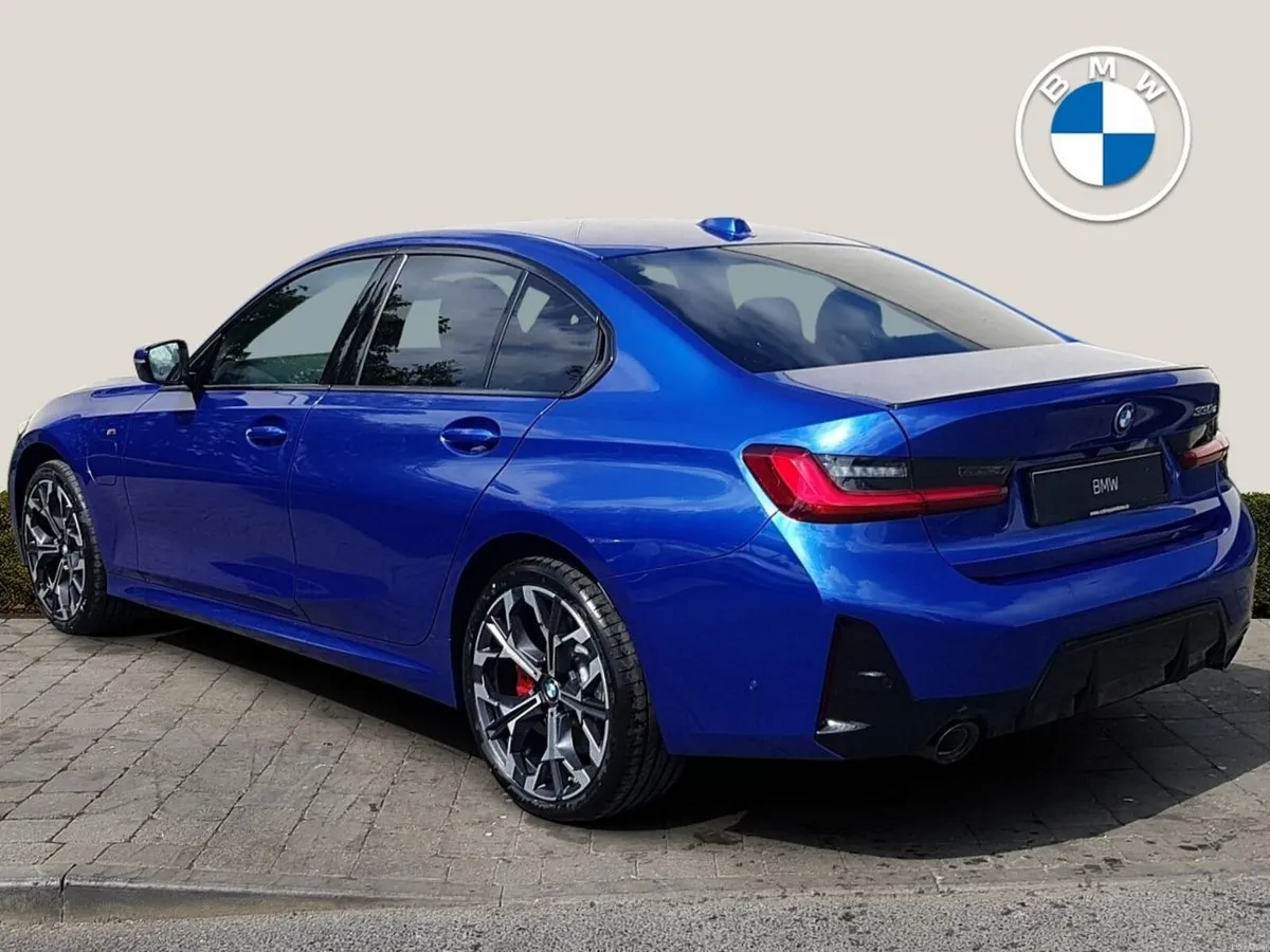 BMW 3-Series 330e M Sport Pro - Image 3