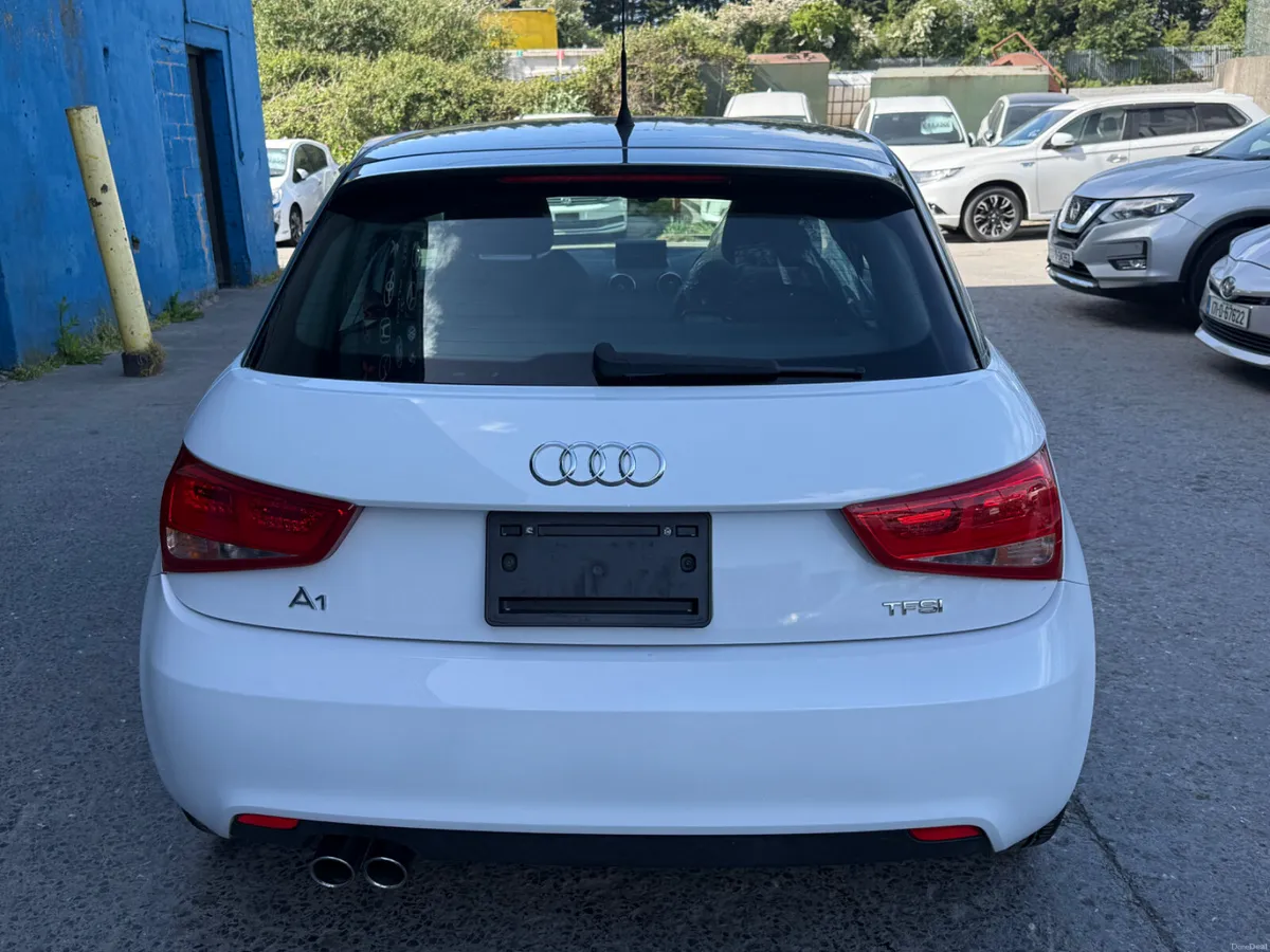 2013 Audi A1 Automatic Sports back 1.4 Tfsi - Image 4