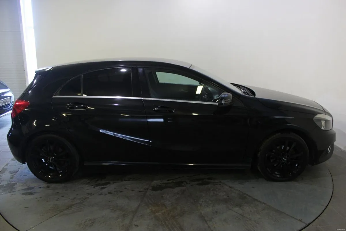 Mercedes-Benz A-Class A 180 CDI BlueEFFICIENCY URB - Image 3
