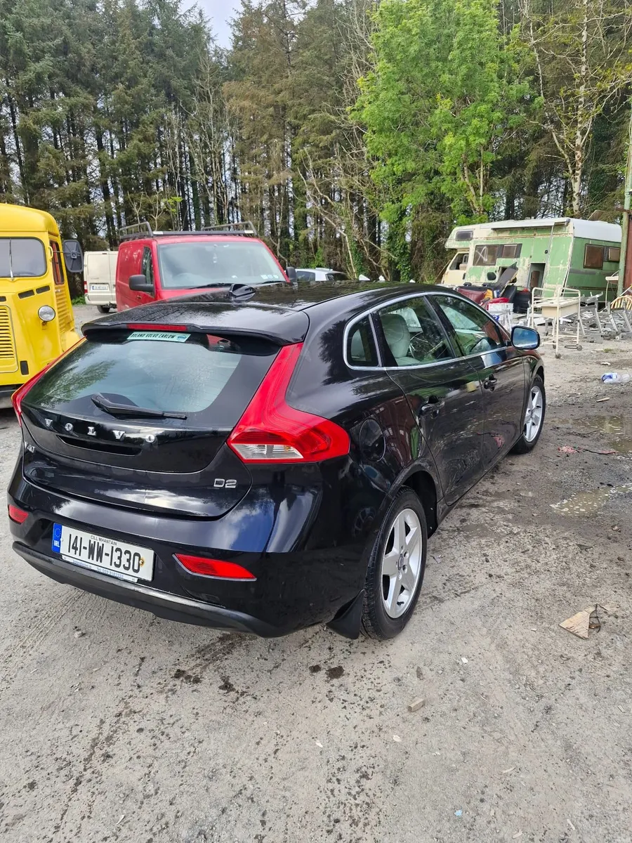 Volvo V40 2014 new nct - Image 4