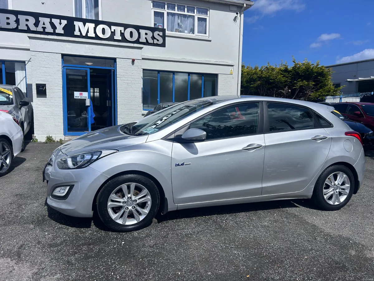 2015 HYUNDAI I30 1.6d DELUXE LOW KMS - Image 1