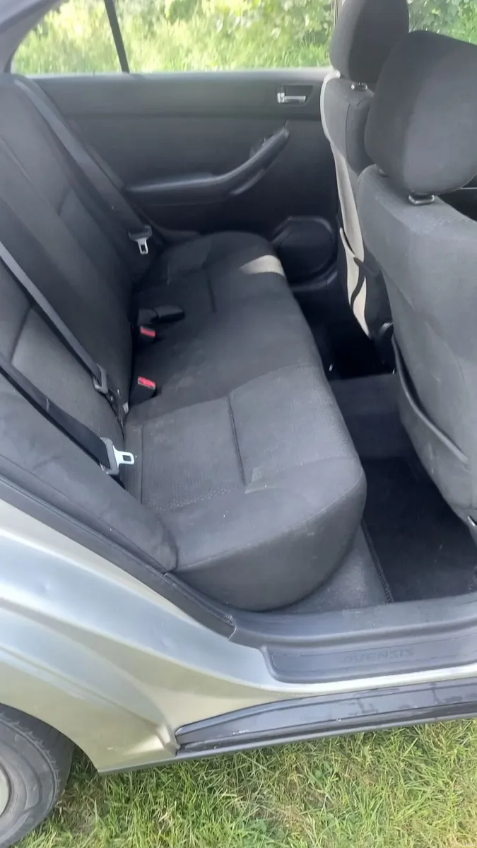 Toyota Avensis 2005 - Image 3